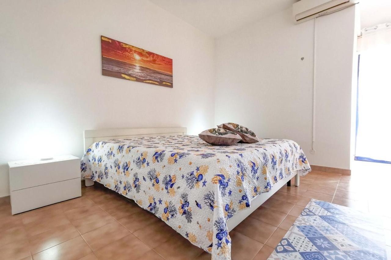 Erice Beach Mare Delux Bagian luar foto